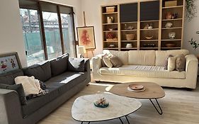 Large Private Guest House Apartment In Kazanlak Center, Full Kitchen & Dining Room, King Beds, Garden Patio, Self Check-In, No Prepayment, Free Parking, English Spoken